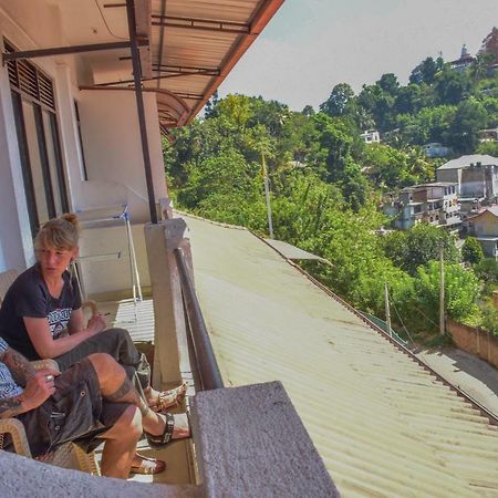 Satyodaya Educational Training Centre Kandy Bagian luar foto