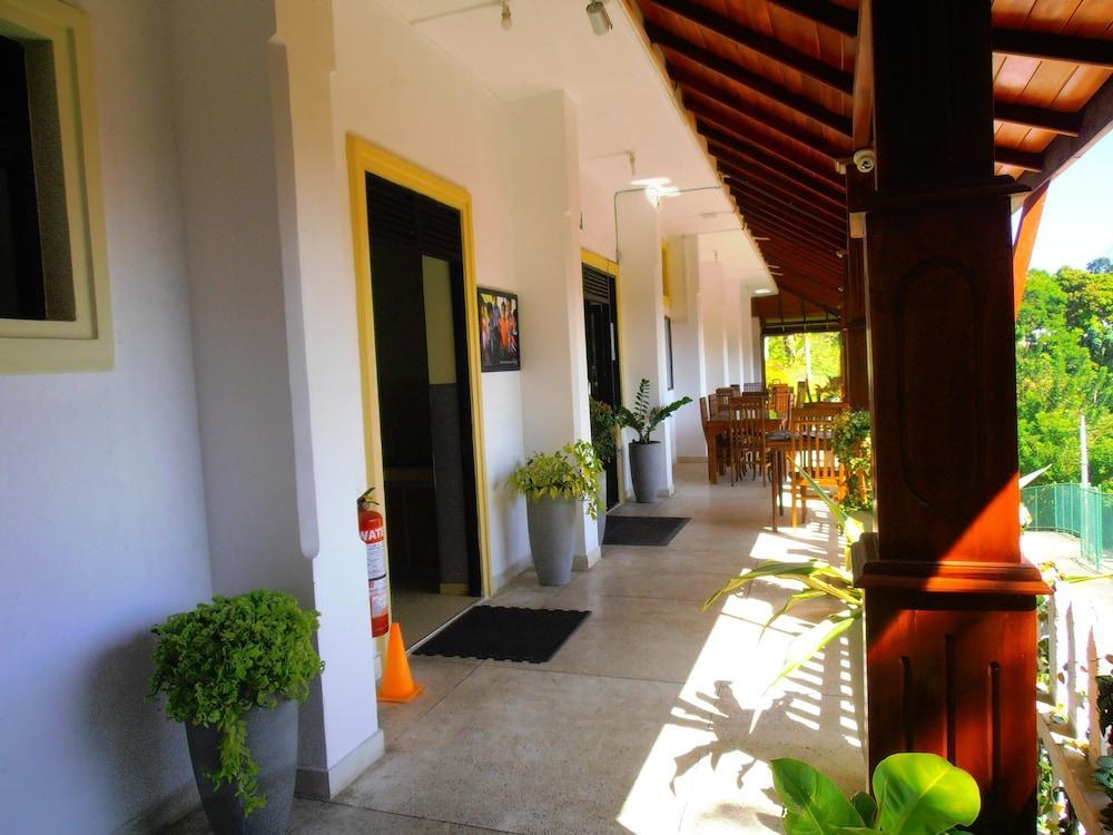 Satyodaya Educational Training Centre Kandy Bagian luar foto