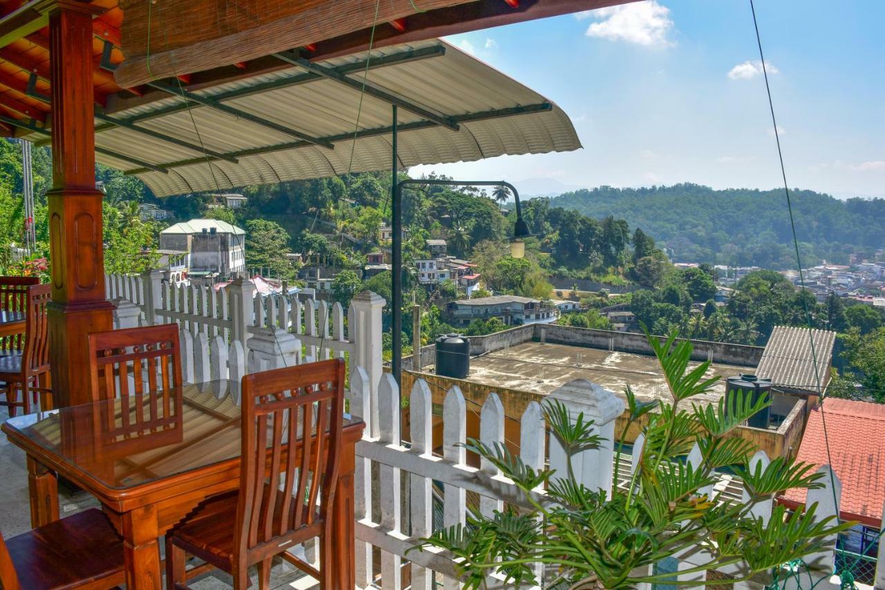 Satyodaya Educational Training Centre Kandy Bagian luar foto